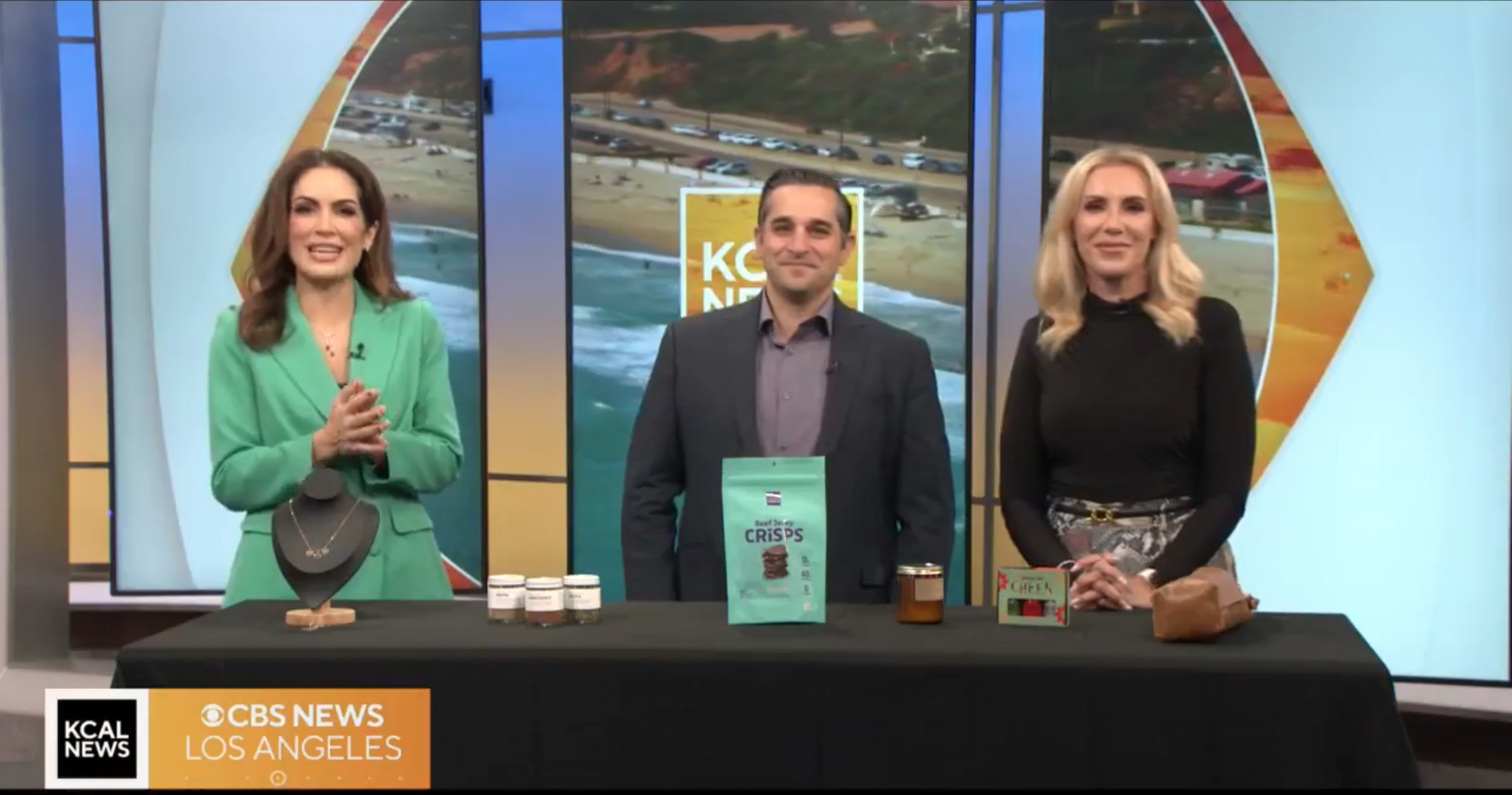 "Very LA" Holiday Gifts (KCAL)